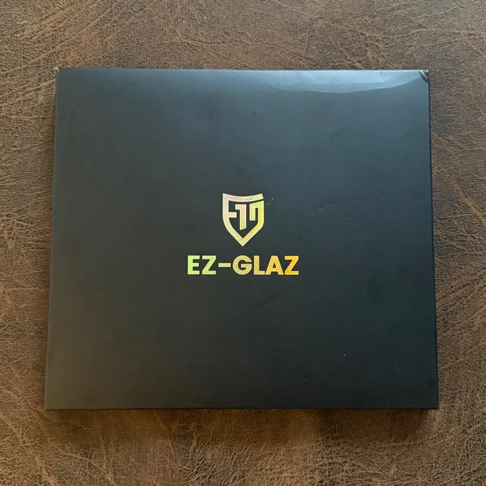 NIB EZ GLAZ 4 Pack iPhone Pro 